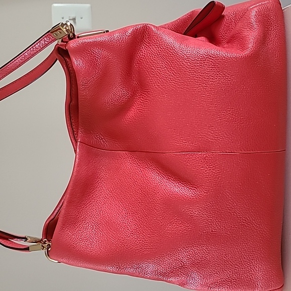 Coach Madison pebbled leather Phoebe shoulder bag - Picture 2 of 12